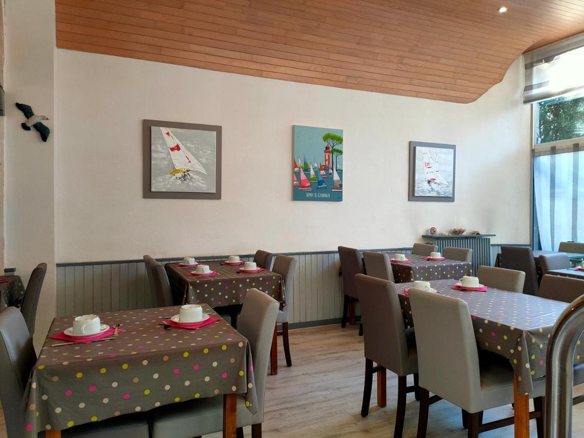 Hotel Le Littoral Lezardrieux Екстер'єр фото
