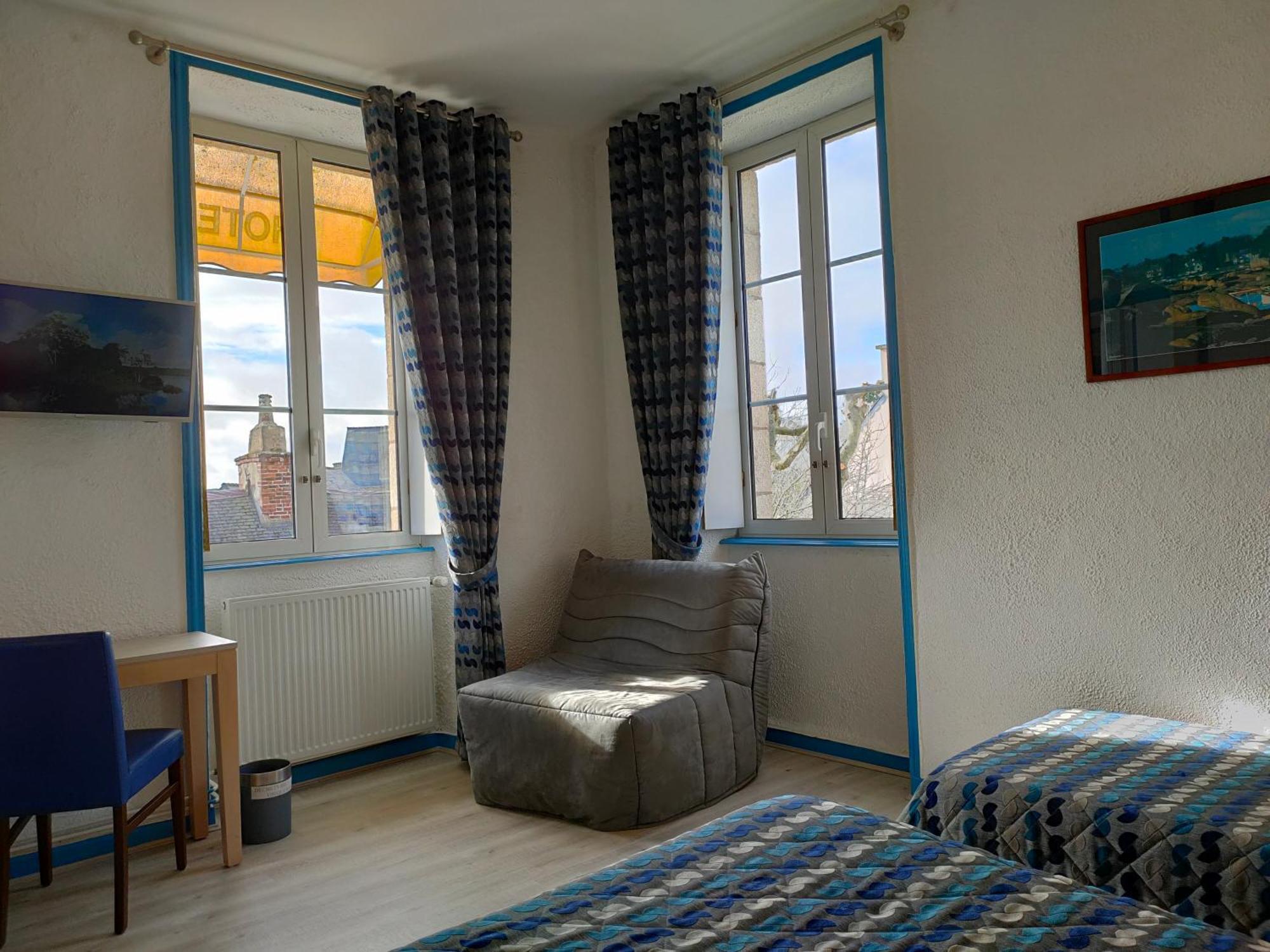 Hotel Le Littoral Lezardrieux Екстер'єр фото